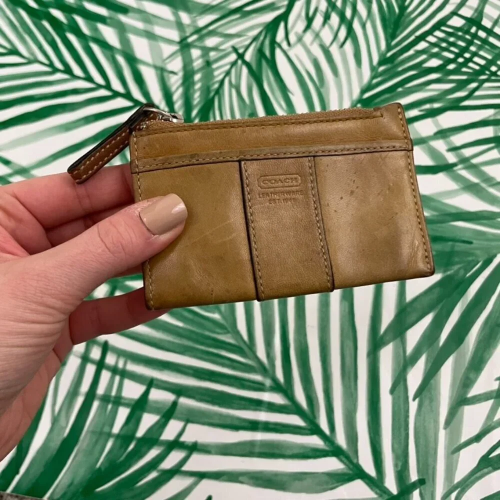 Vintage Coach Tan Brown Leather Card Holder Wallet Coin Purse